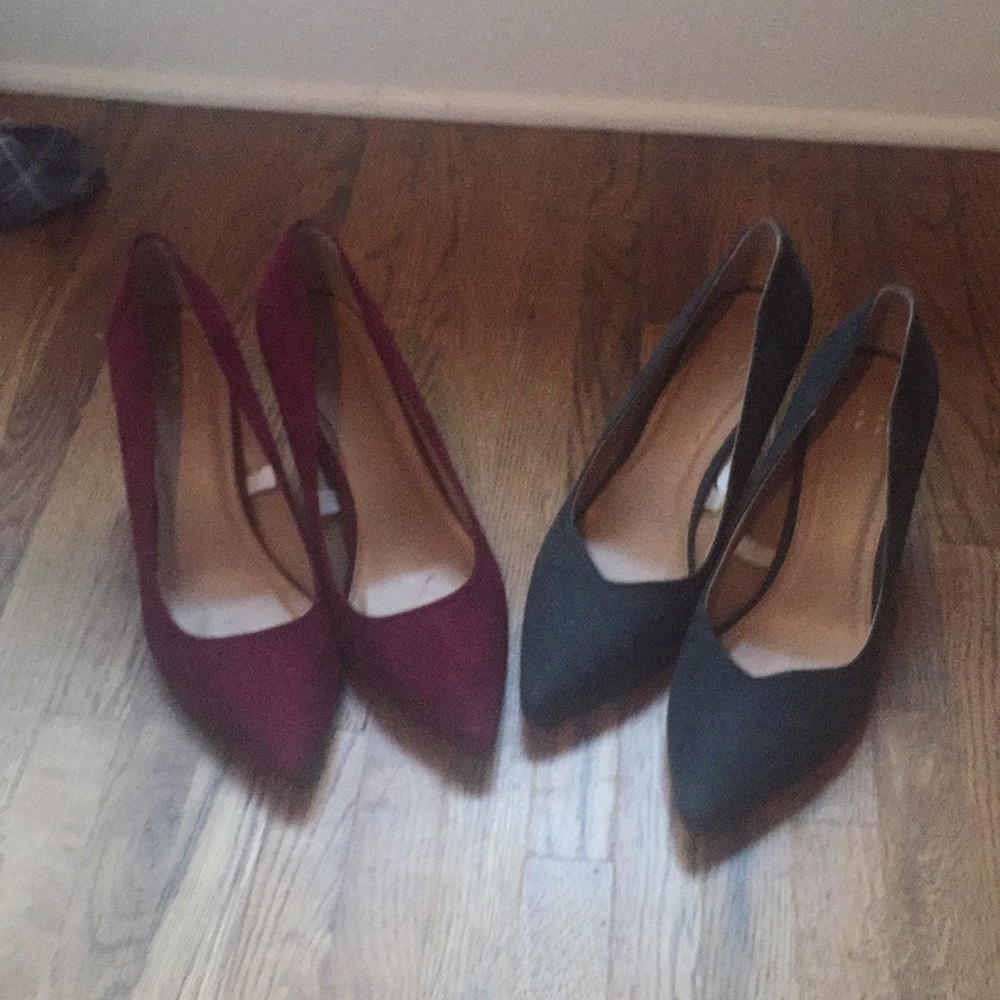 2 for 1 pointed toe pumps